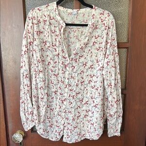 💕Old Navy Cream Long Sleeve Blouse with Mandarin Collar
